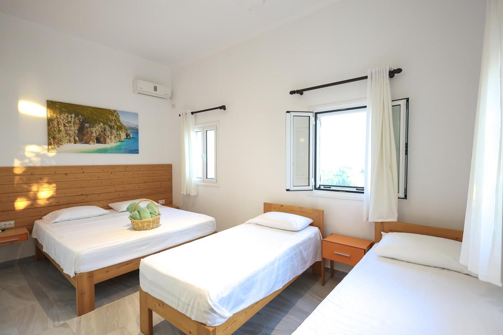 Casablanca Rooms Dhërmi エクステリア 写真